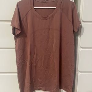 Lululemon top